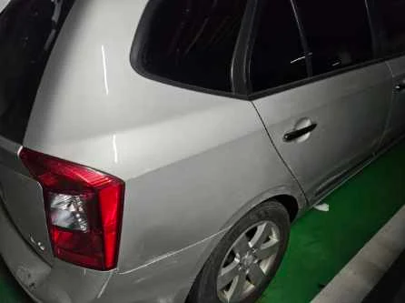 카렌스 2.0 (LPG) 차량 사진 5
