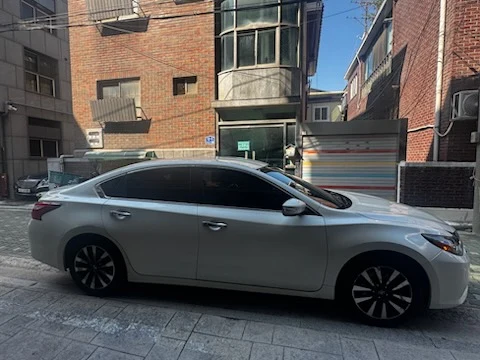 닛산 알티마 2.5 SL Smart (2016년 변경모델) 차량 사진 4