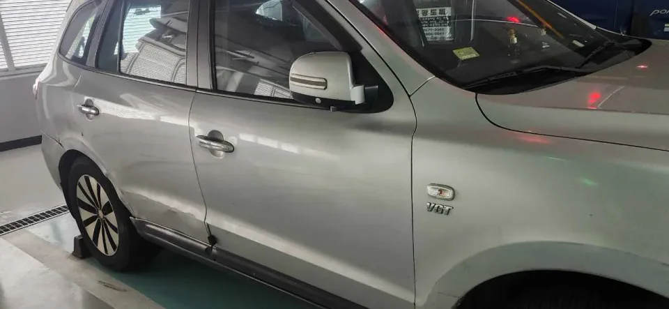 싼타페 2.2디젤(2WD) 차량 사진 3