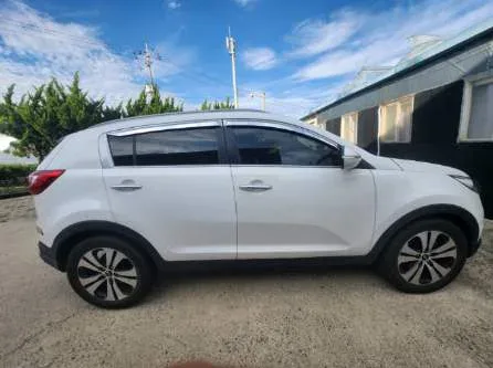 스포티지R(2WD) 차량 사진 5