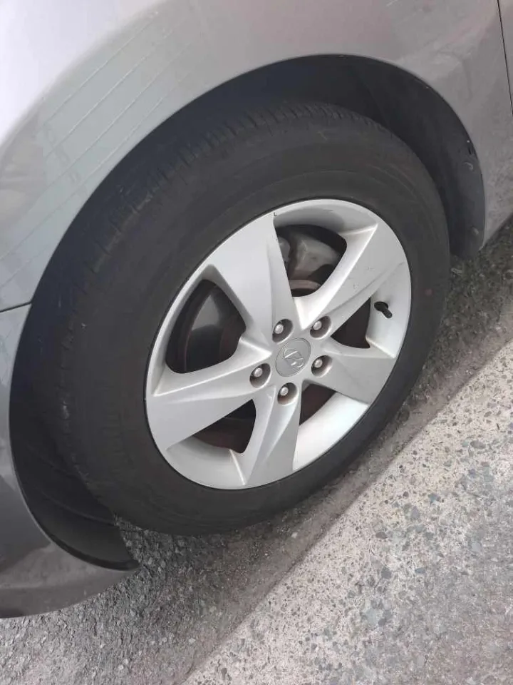 아반떼1.6GDi(MD) 차량 사진 8