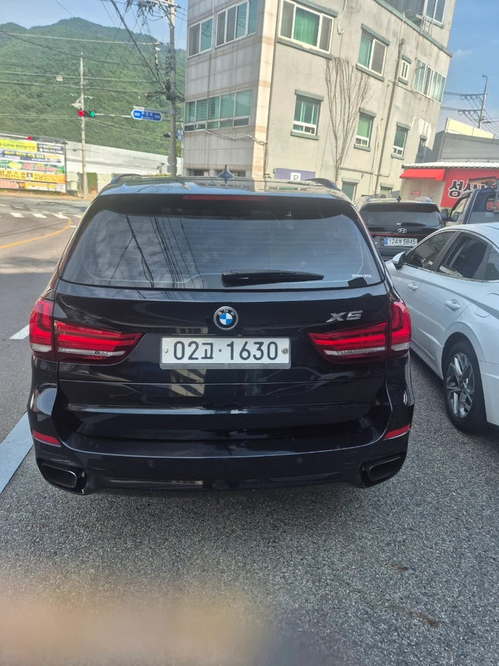 BMW X5 xDrive 40d M Sport Pkg. 차량 사진 2