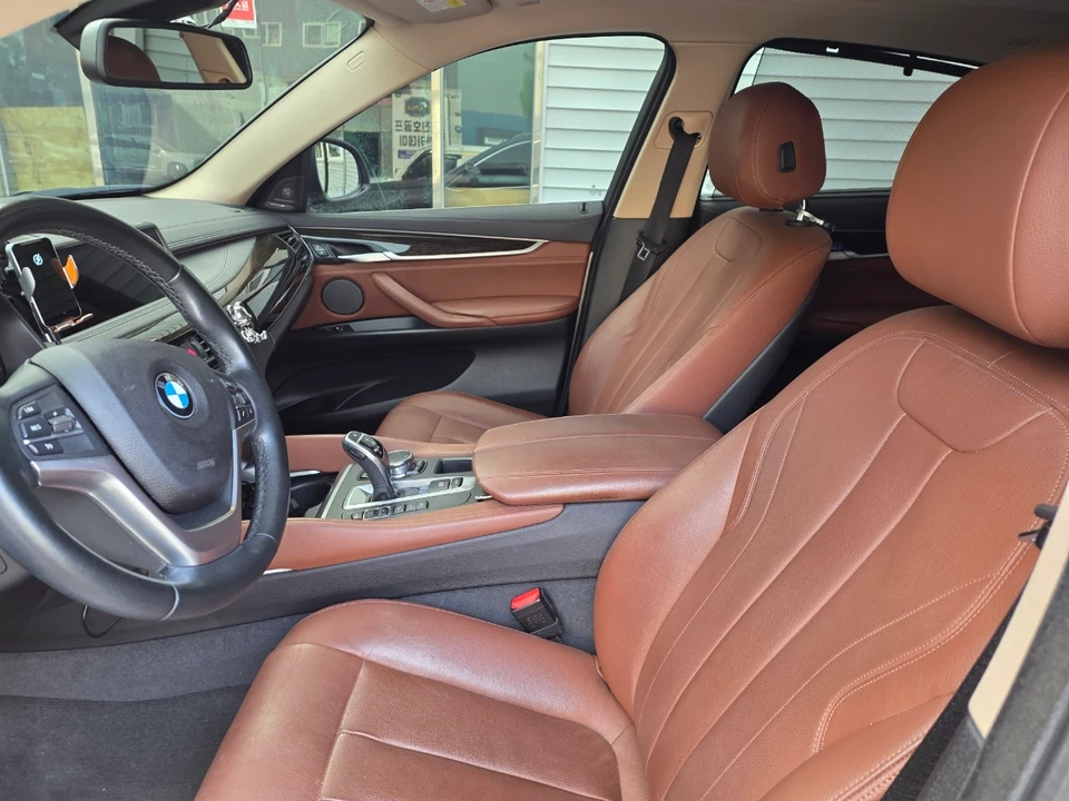 BMW X6 xDrive 30d 차량 사진 7