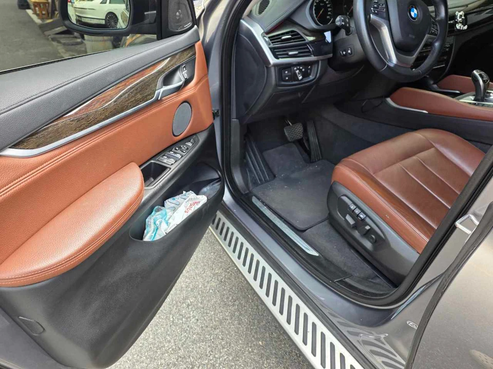 BMW X6 xDrive 30d 차량 사진 8