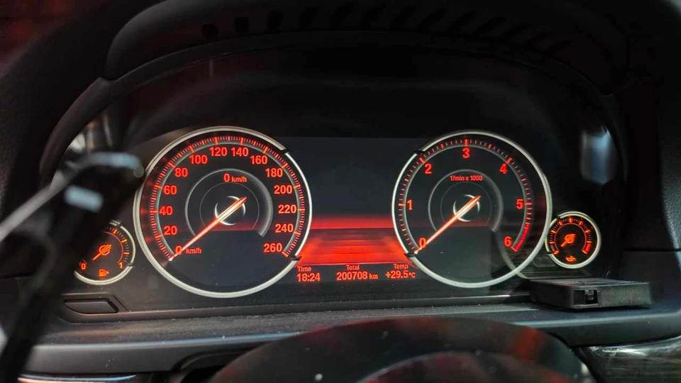 BMW 520d Luxury 차량 사진 7