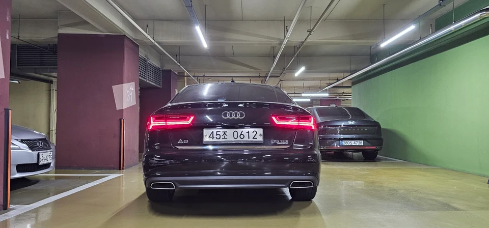 아우디 A6 35 TDI Premium 차량 사진 3
