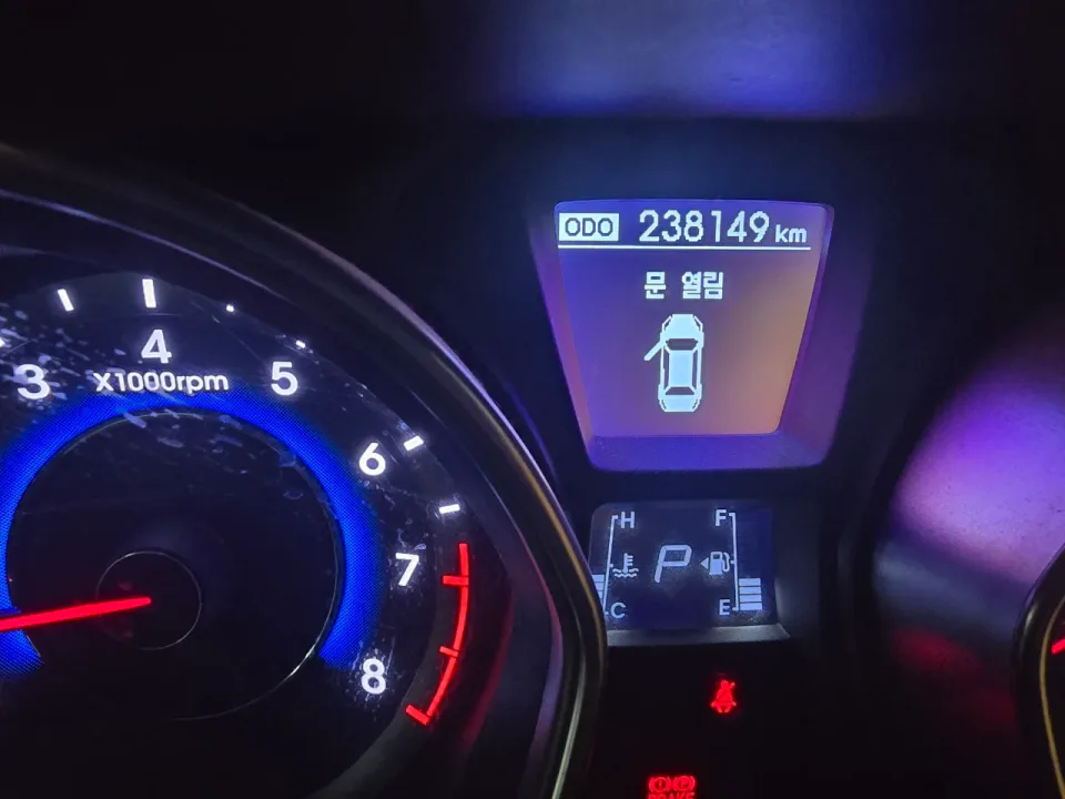 아반떼1.6GDi(MD) 차량 사진 14