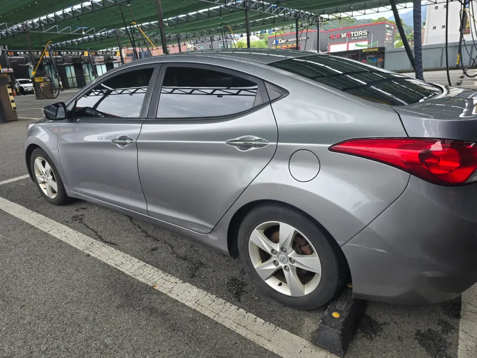 아반떼1.6GDi(MD) 차량 사진 4