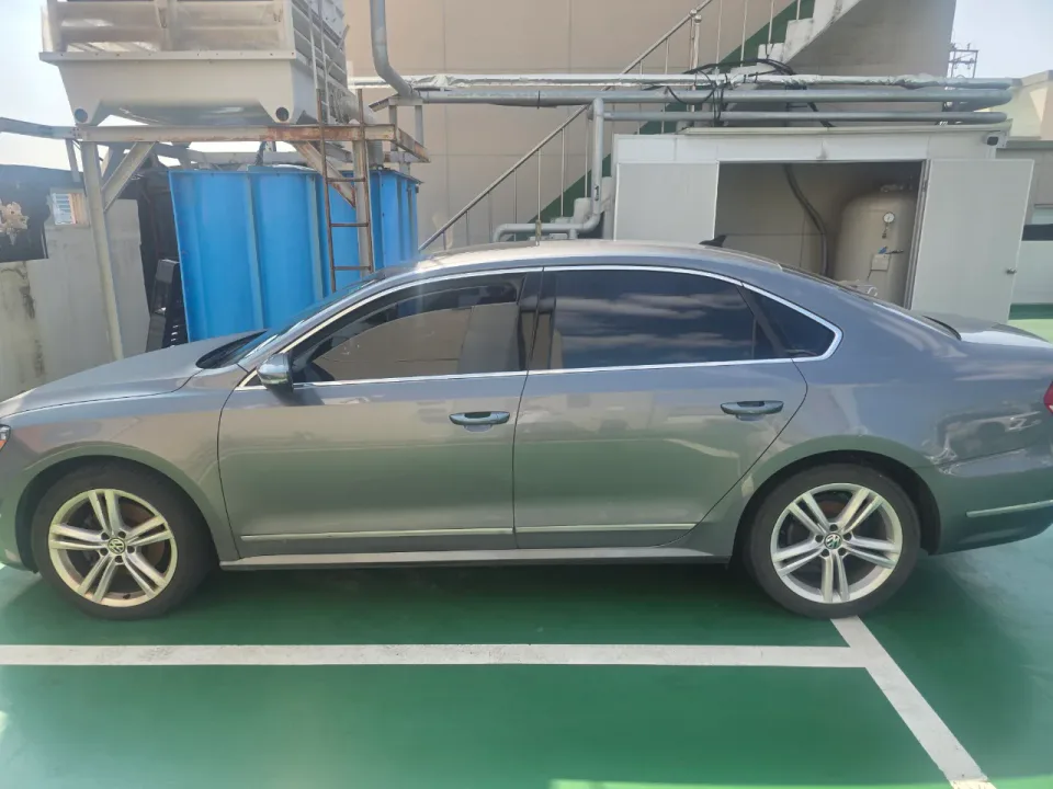 폭스바겐 파사트 2.0 TDI (2012년 변경모델) 대표 사진