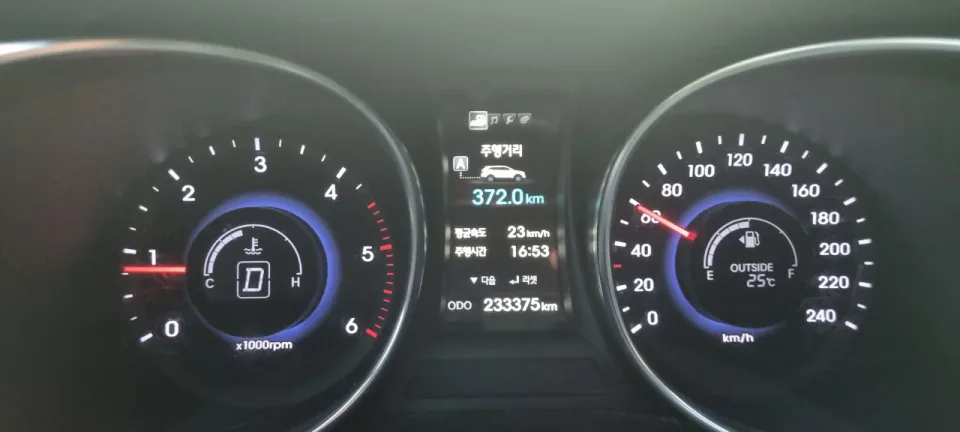 맥스크루즈(2WD) 차량 사진 15