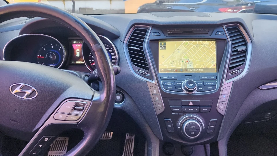 싼타페 2.0(2WD) 차량 사진 7
