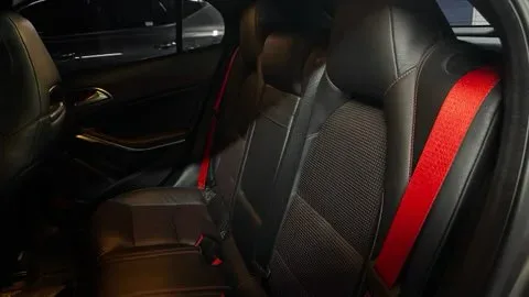 벤츠 GLA 45 AMG 4Matic 차량 사진 17
