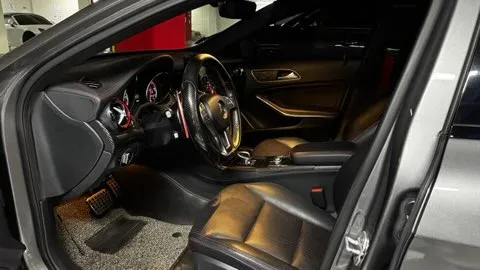 벤츠 GLA 45 AMG 4Matic 차량 사진 5