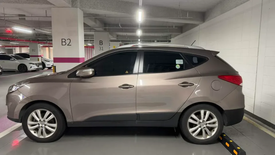 투싼ix4WD(VGT) 차량 사진 3