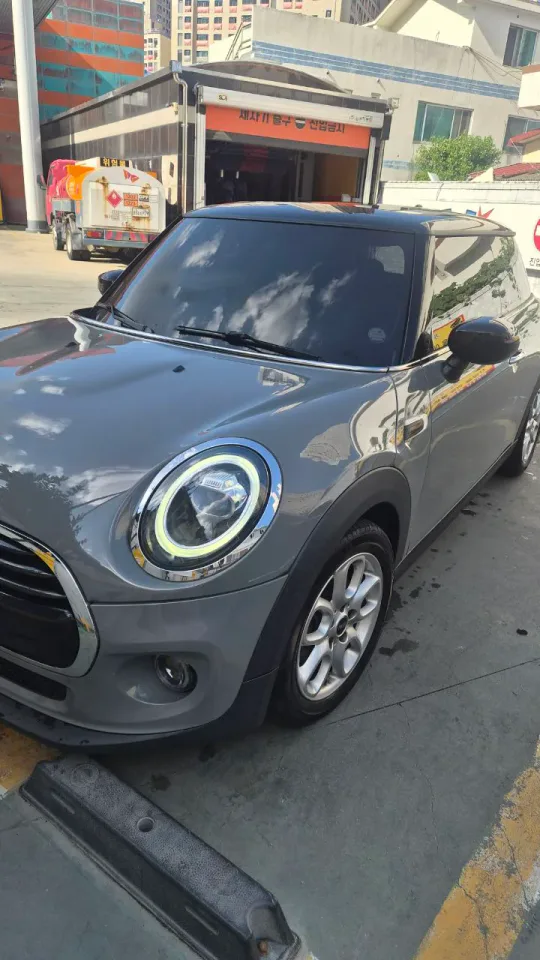 The New 미니 Cooper Hightrim 대표 사진