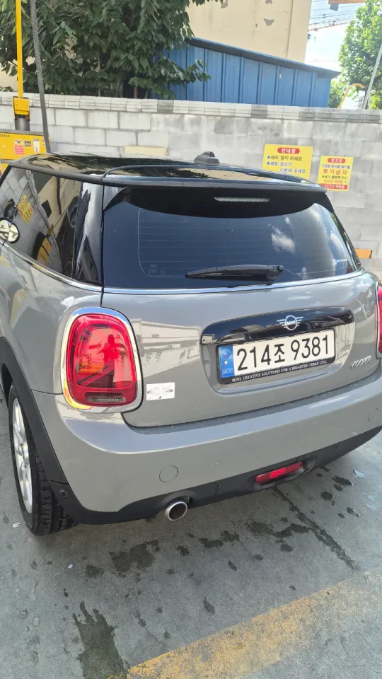 The New 미니 Cooper Hightrim 차량 사진 2