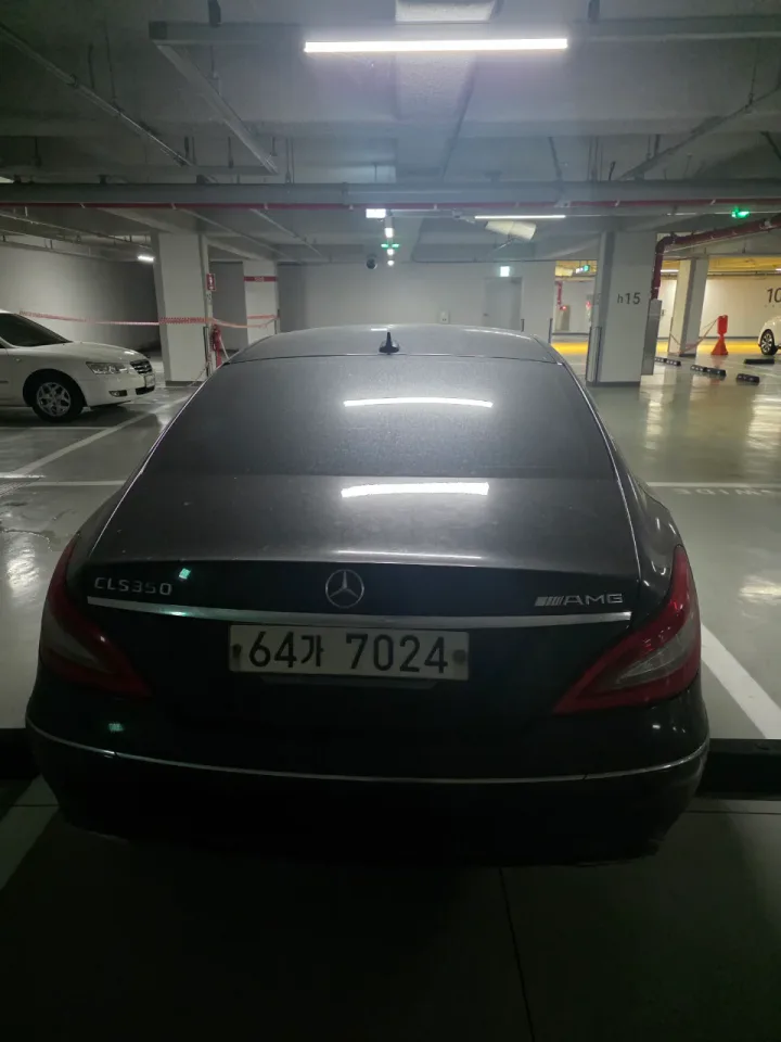 벤츠 CLS 350 차량 사진 2