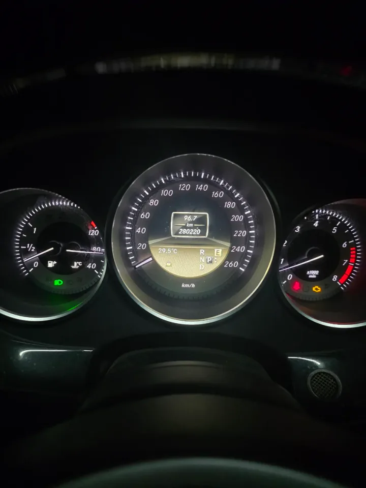 벤츠 CLS 350 차량 사진 15