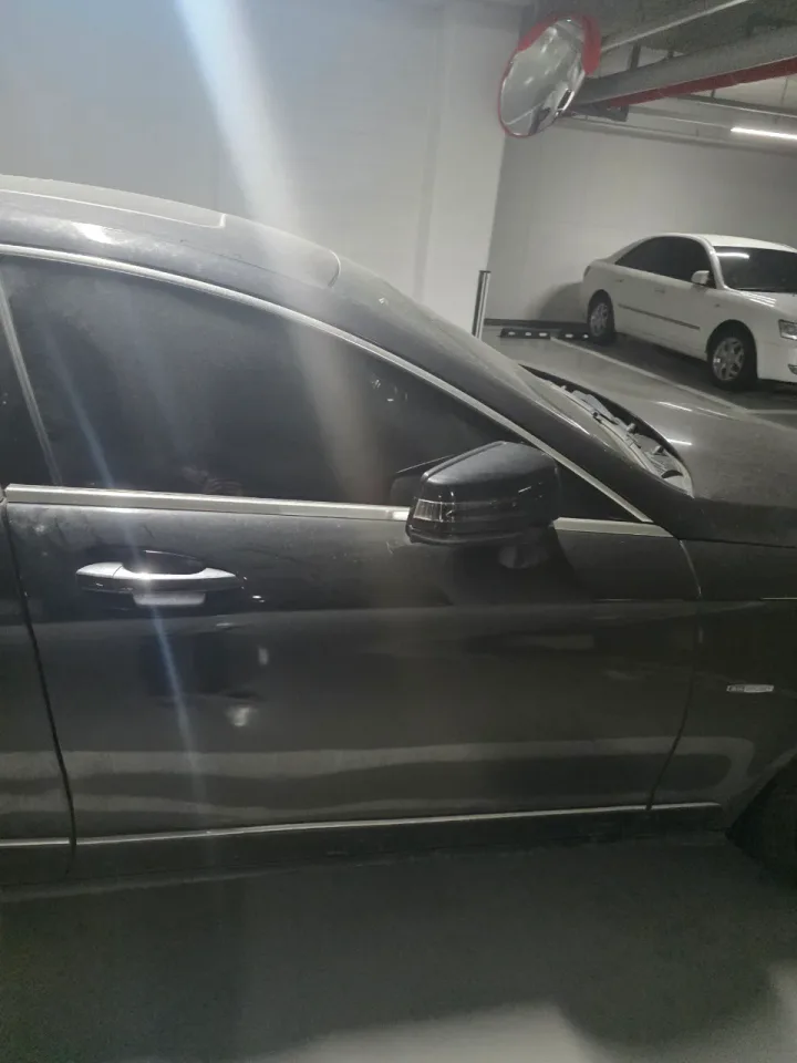 벤츠 CLS 350 차량 사진 9