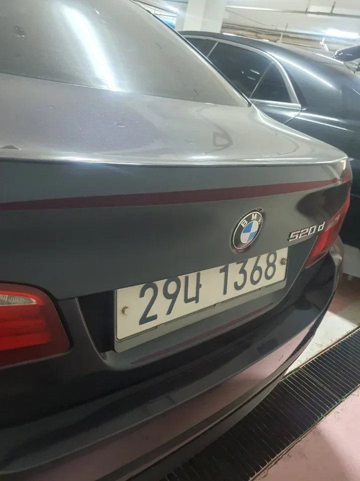 BMW 520d 차량 사진 2