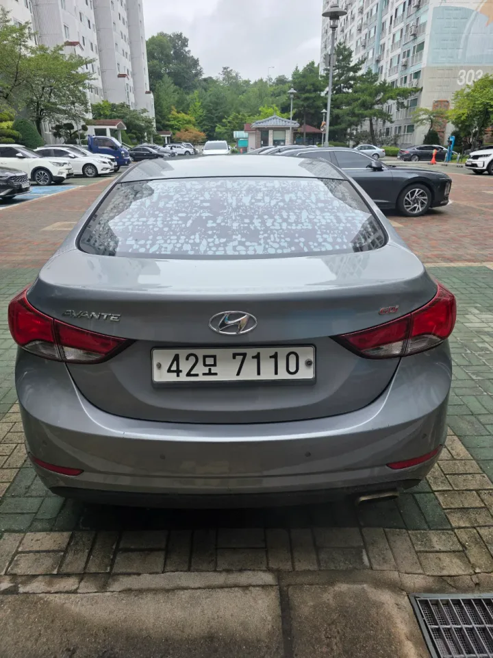 더 뉴 아반떼1.6GDI 차량 사진 3
