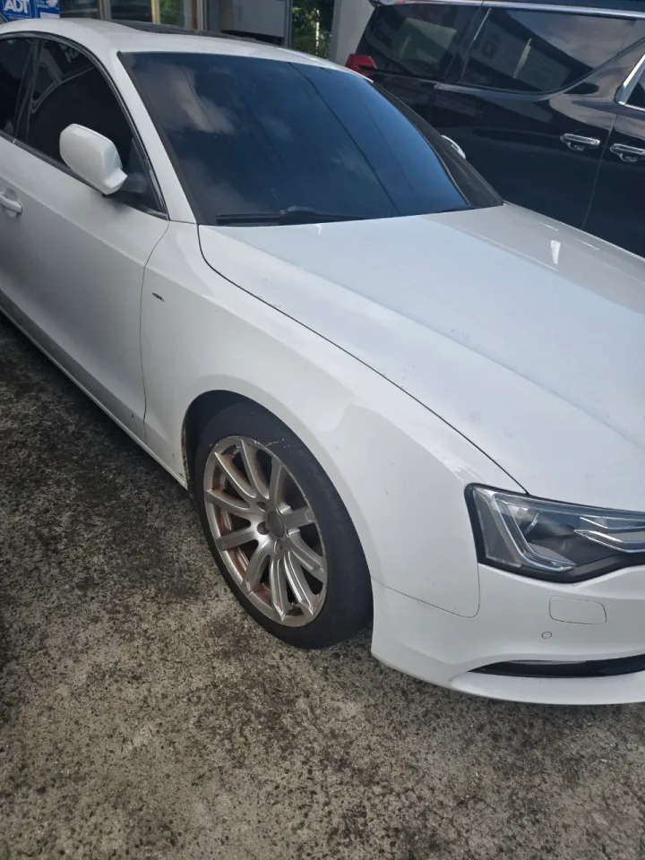 아우디 A5 2.0 Sportback TDI Quattro 차량 사진 4