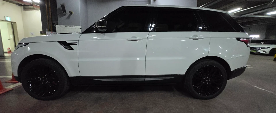랜드로버 레인지로버 스포츠 3.0 TDV6, HSE 차량 사진 3