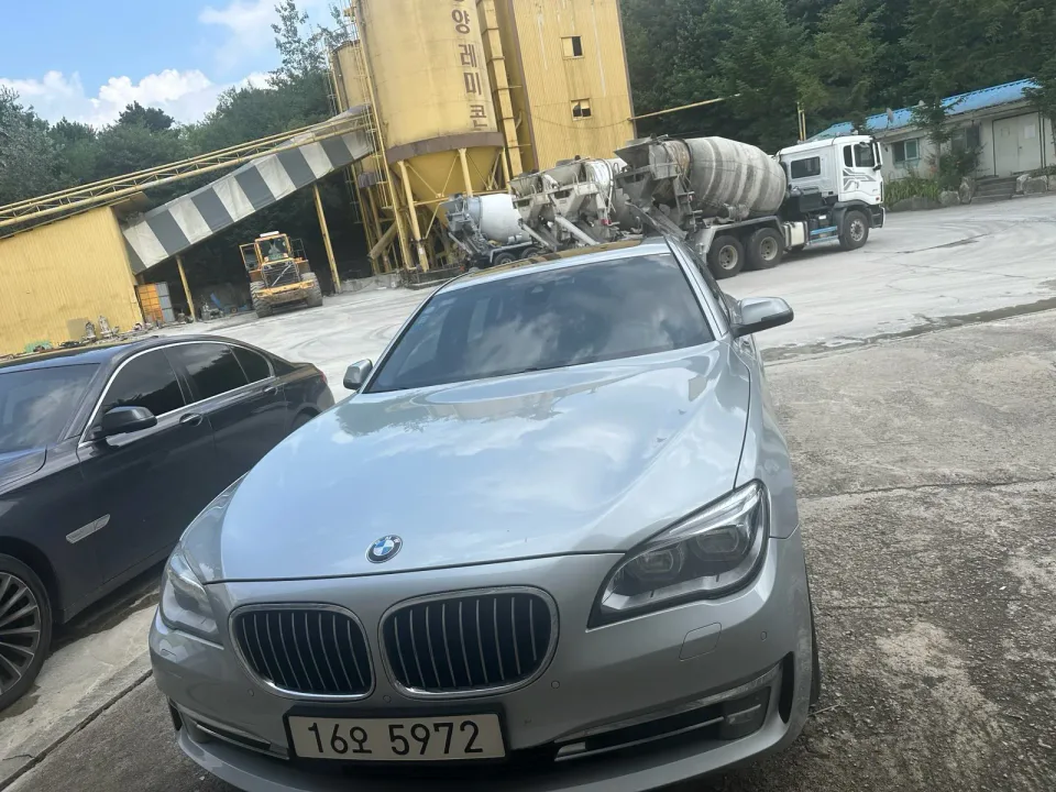 BMW 730d 대표 사진