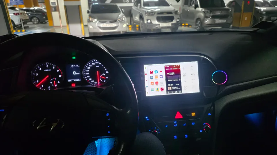 아반떼AD 1.6터보 차량 사진 8