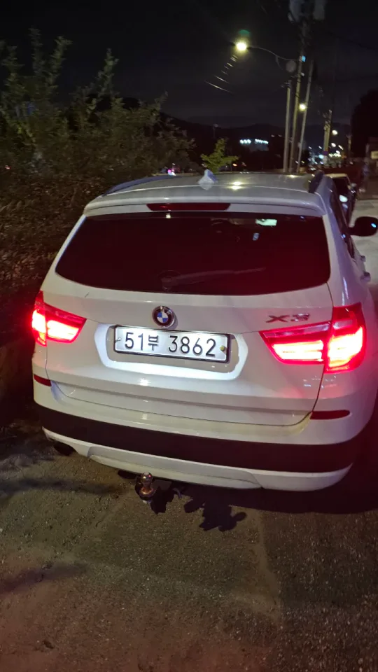 BMW X3 xDrive 20d 차량 사진 2
