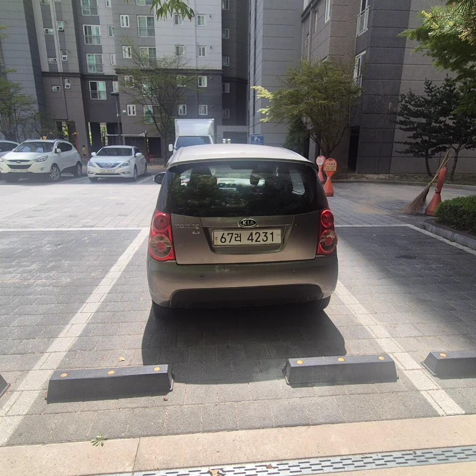 모닝 차량 사진 3