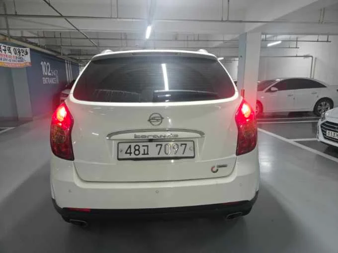 코란도C 차량 사진 3