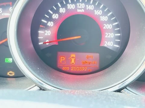 쏘렌토R2.2VGT 차량 사진 11
