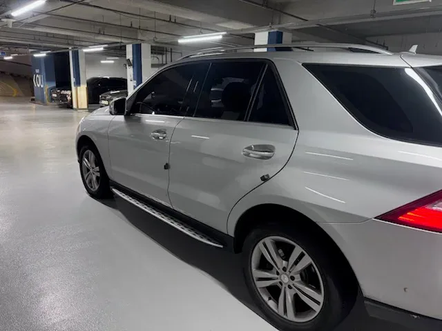 벤츠 ML350 BlueTEC 4MATIC 차량 사진 4