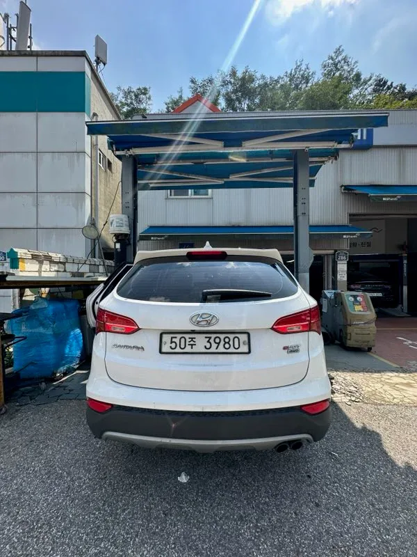 싼타페 2.0(4WD) 차량 사진 2