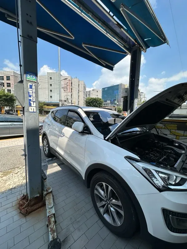 싼타페 2.0(4WD) 차량 사진 4