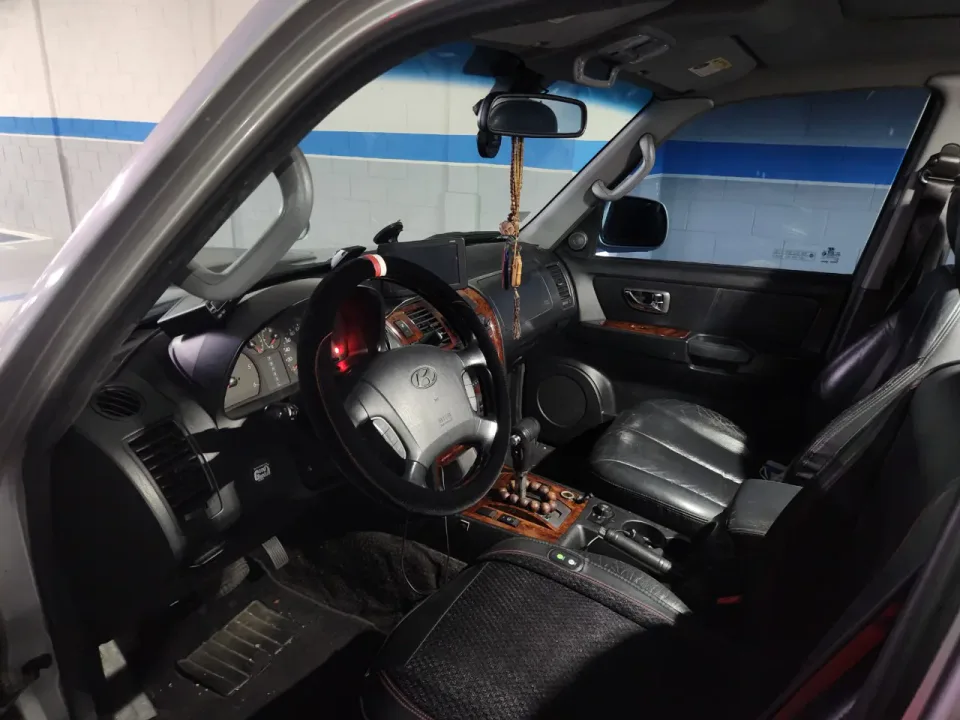 테라칸 2.9 인터쿨러디젤 4WD 차량 사진 5