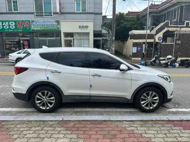 싼타페 2.0(2WD) 차량 사진 2