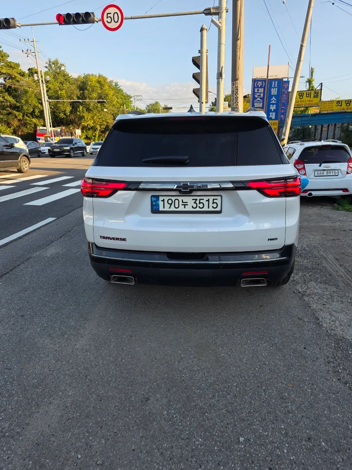The new Traverse 3.6 Redline 대표 사진