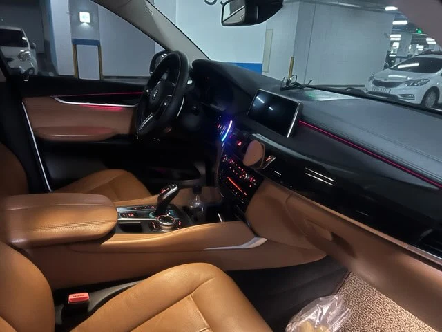 BMW X6 xDrive 30d 차량 사진 2