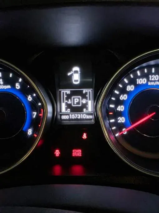 더 뉴 아반떼1.6GDI 차량 사진 5