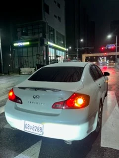 인피니티 G35 세단 대표 사진