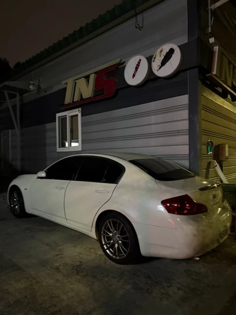 인피니티 G35 세단 차량 사진 3