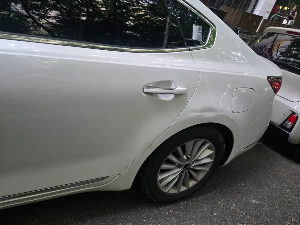 올뉴 K7 3.0(렌트카) 차량 사진 4