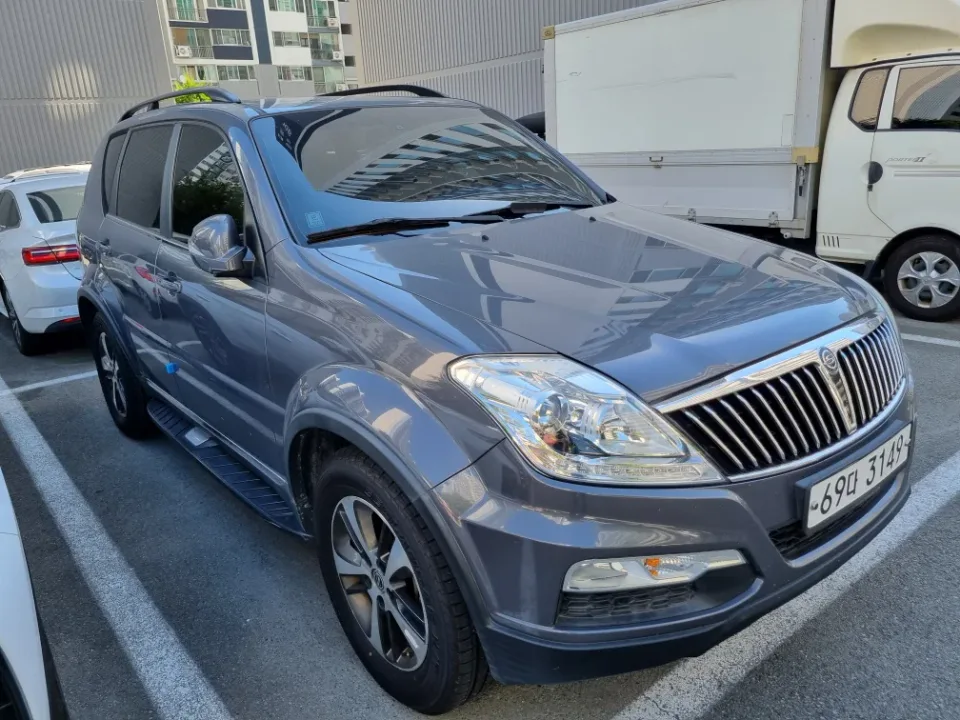 렉스턴W LET2.2 4WD 차량 사진 2