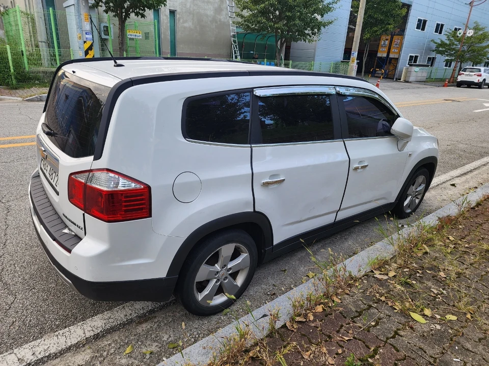 올란도 차량 사진 2