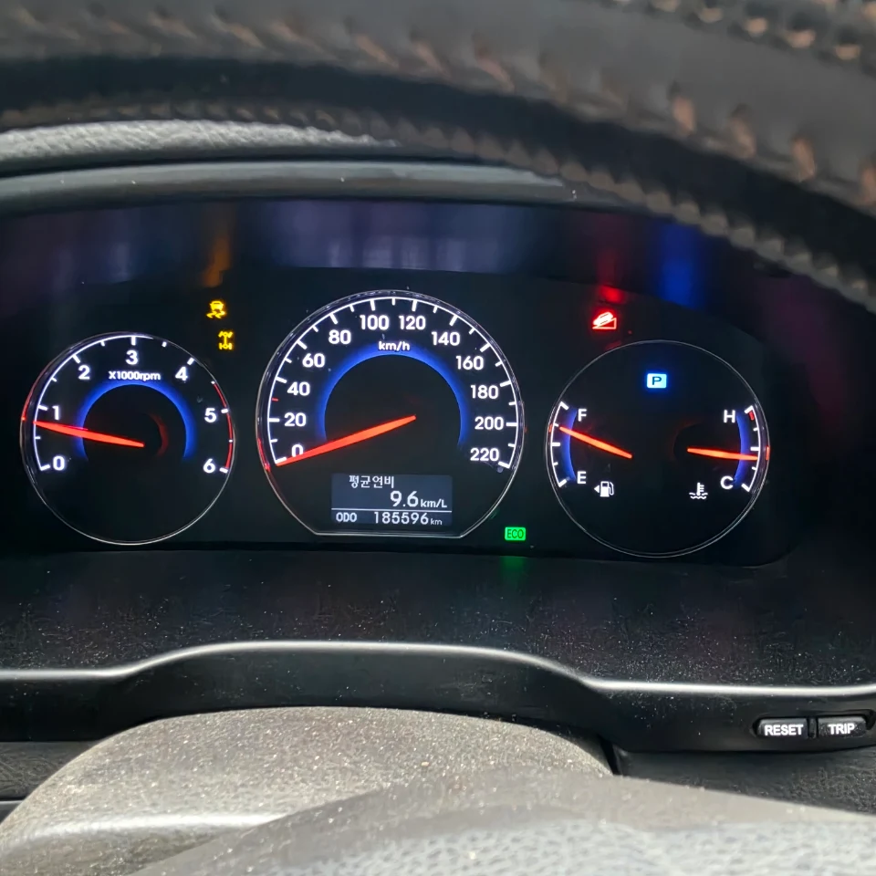 싼타페2.2VGT(4WD) 차량 사진 8
