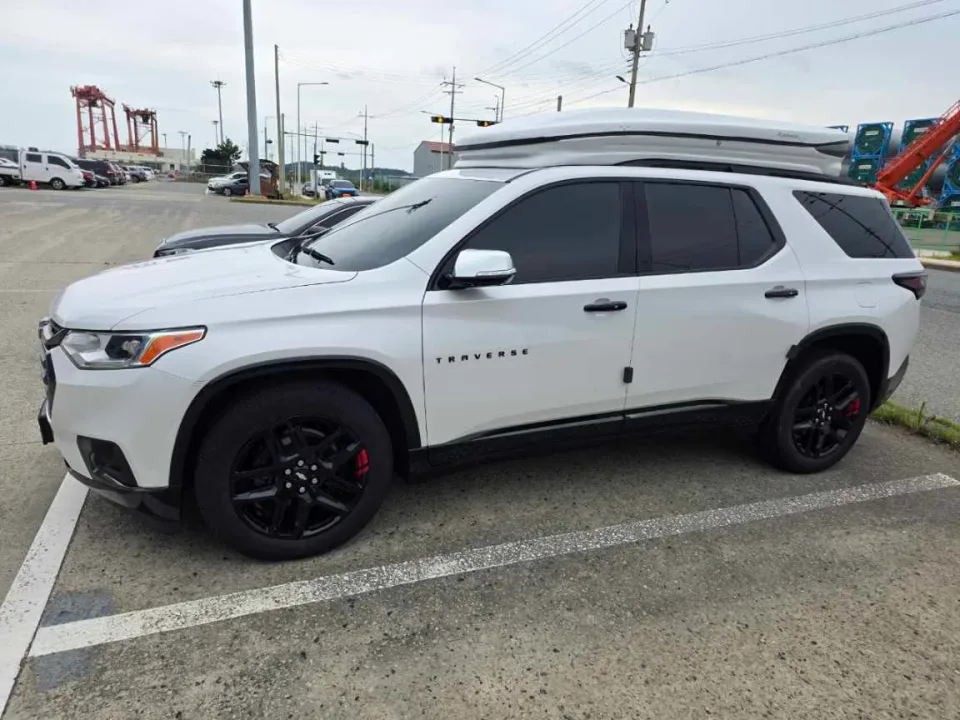 Traverse 3.6 Redline 차량 사진 4