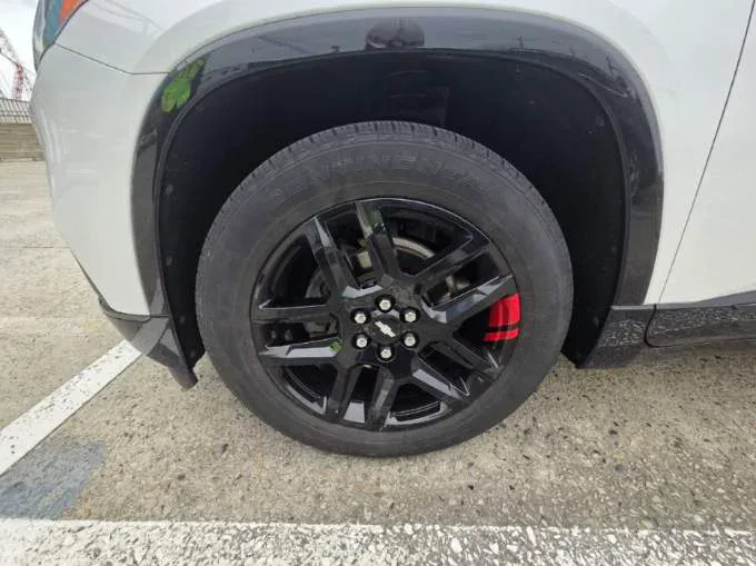 Traverse 3.6 Redline 차량 사진 6