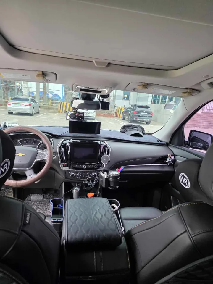 Traverse 3.6 Redline 차량 사진 8